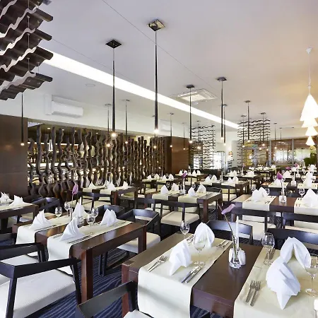 Vacationclub - Sand Hotel Apartament 209 * 코워브제크